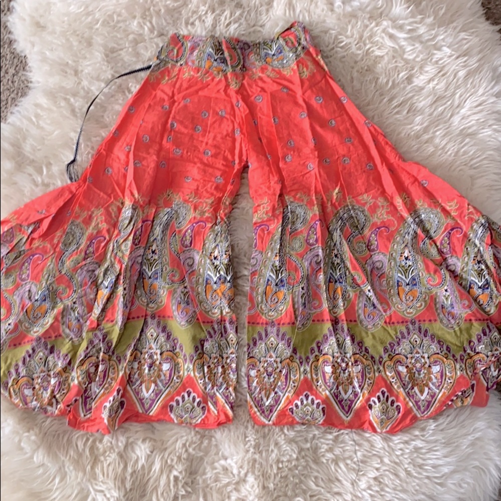 Extra Wide Cropped & Flared Boho Capri Pant